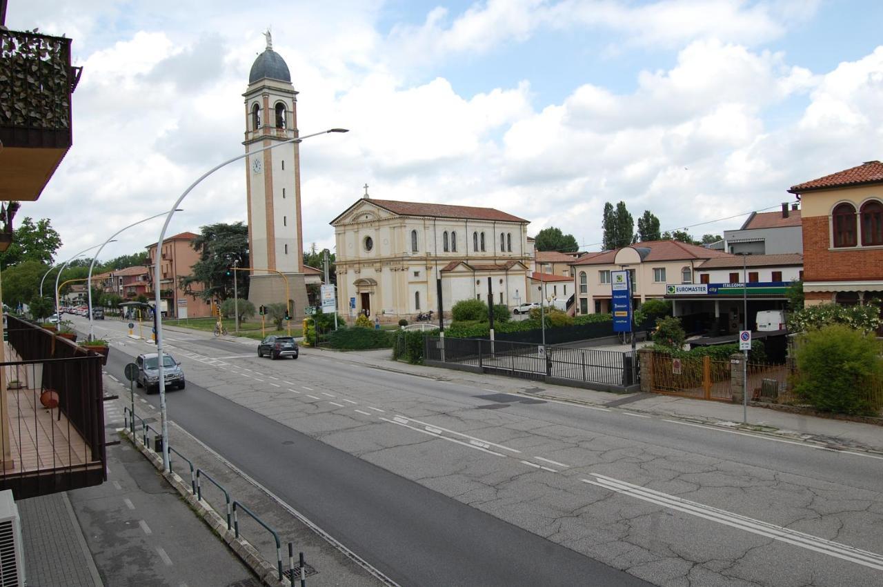 Locazione Turistica Elite Parco Brentelle Bed & Breakfast - Chiesanuova 135 E 167 Padwa Zewnętrze zdjęcie
