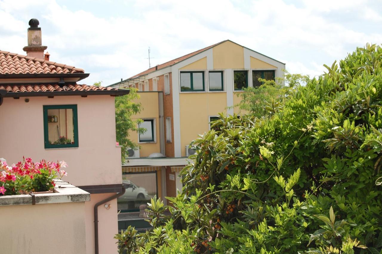 Locazione Turistica Elite Parco Brentelle Bed & Breakfast - Chiesanuova 135 E 167 Padwa Zewnętrze zdjęcie